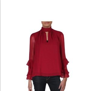 1 State keyhole smock top